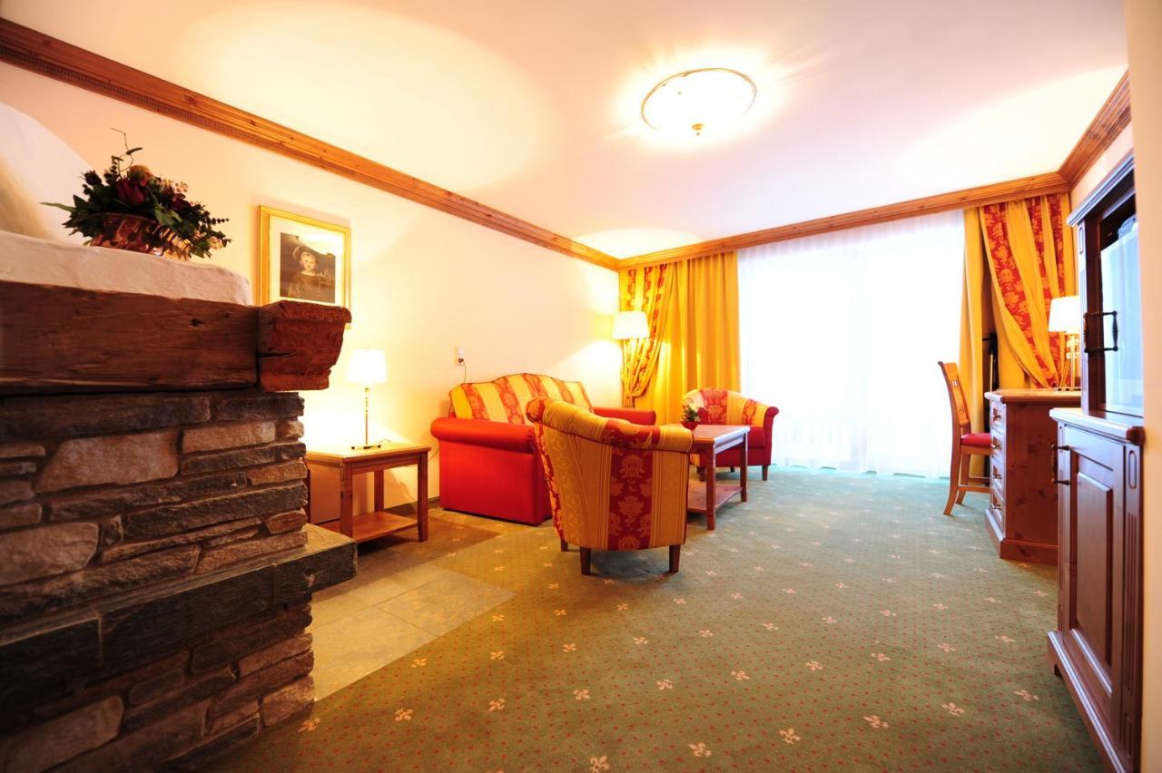 Hotel Max Serfaus Exteriör bild